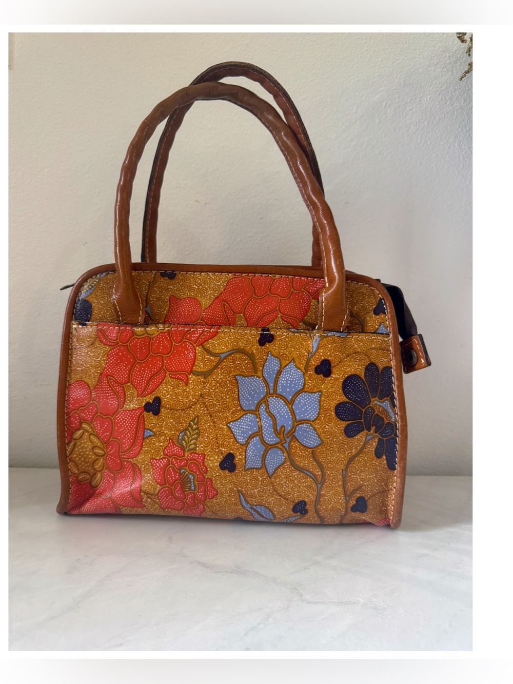 Patricia Nash Floral Satchel Handbag Brown
Trim Top Handle